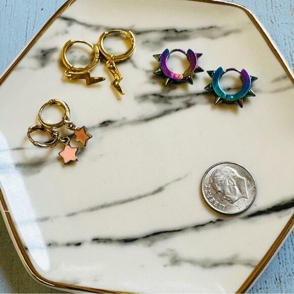 Small Hoop Earring Lot Huggie Hoops Sterling Silver Rainbow Silvertone - Picture 1 of 2